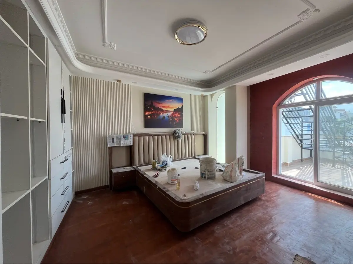 Curved-Balcony Residence: Residence with curved balcony and finished interiors, built by HNG in Nepal, image 4 of 5